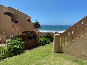 Uvongo Cabanas 3B